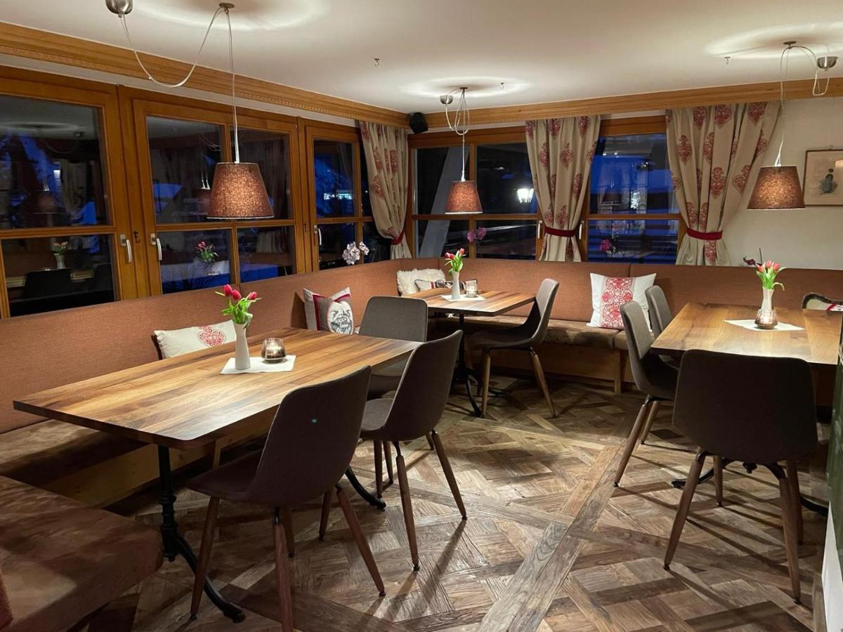 Hotel Alpenrose Гаргеллен Экстерьер фото