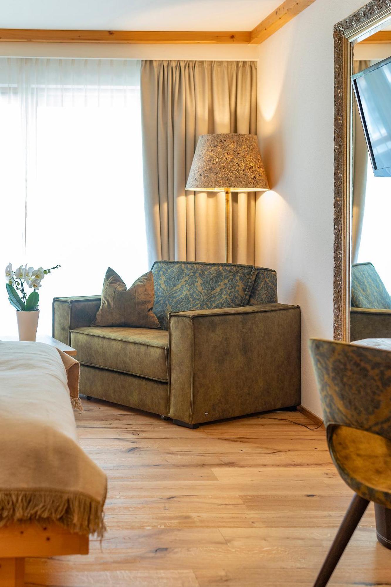 Hotel Alpenrose Гаргеллен Экстерьер фото