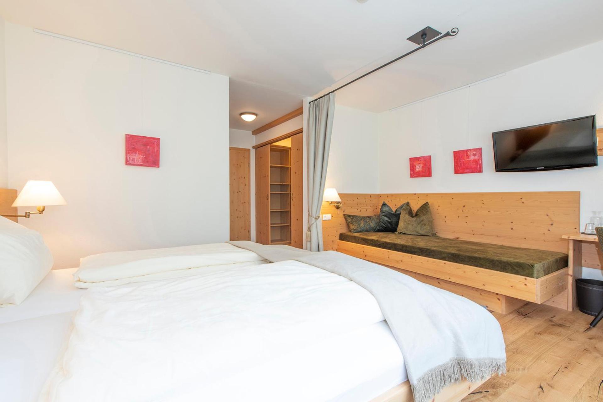 Hotel Alpenrose Гаргеллен Экстерьер фото