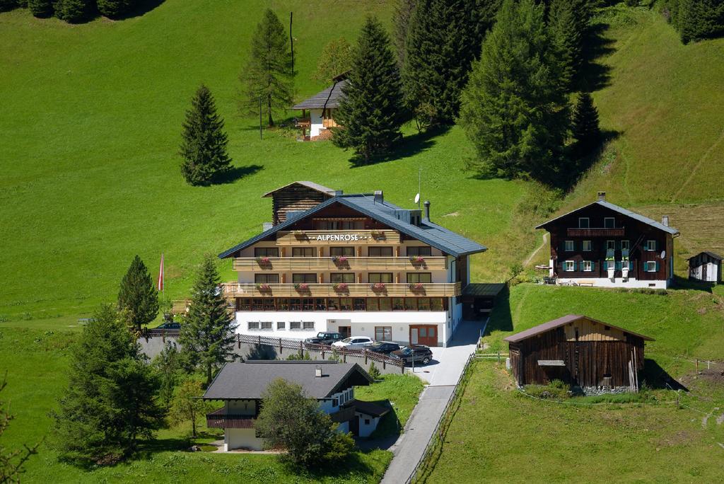 Hotel Alpenrose Гаргеллен Экстерьер фото