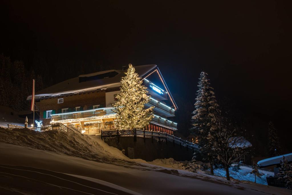 Hotel Alpenrose Гаргеллен Экстерьер фото